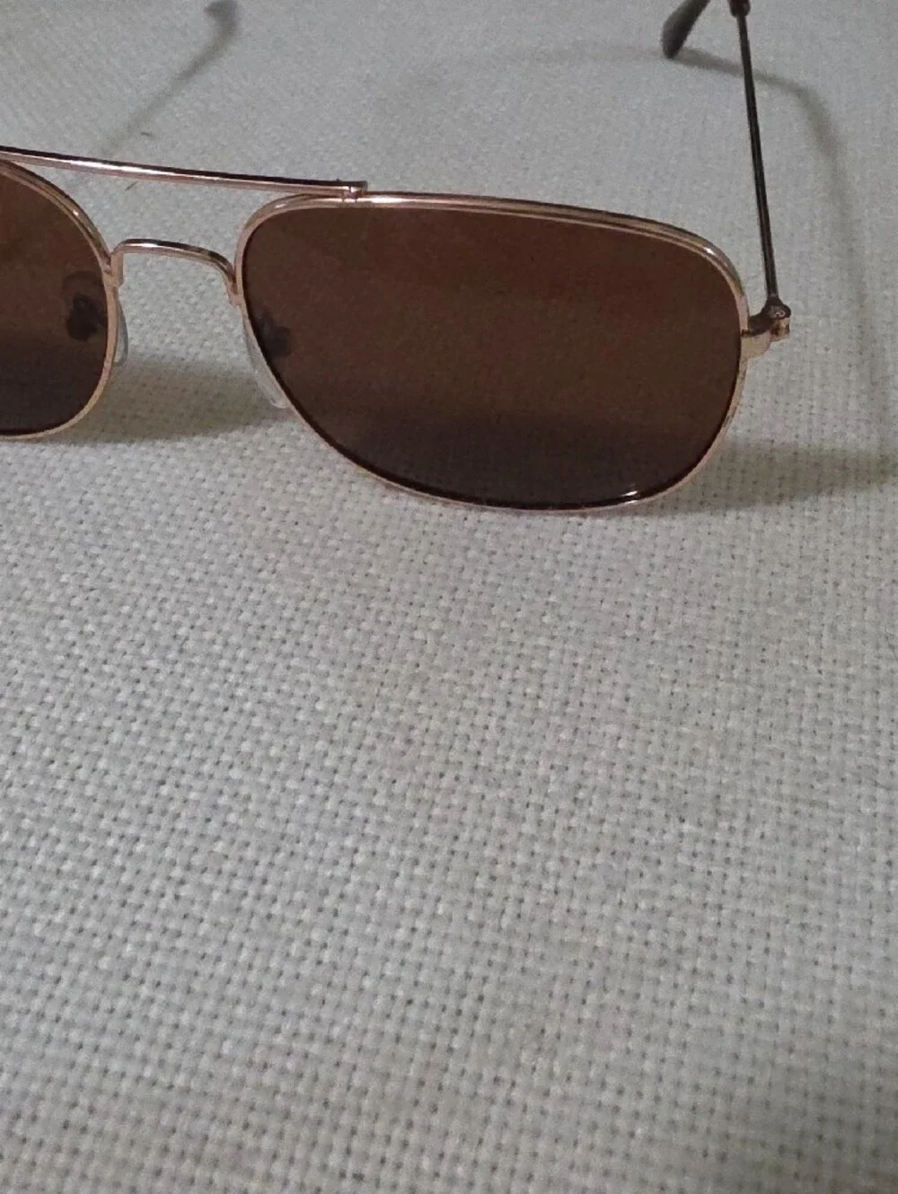 Brown Gold Metal Frame Sunglasses